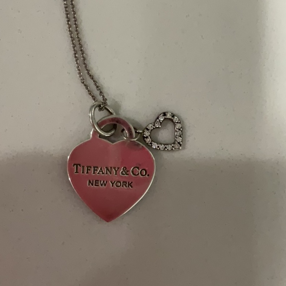 Tiffany and Co Return to Tiffany Diamond Necklace - Picture 2 of 3